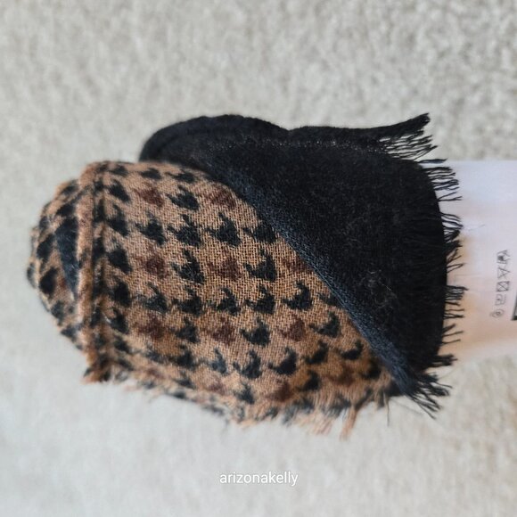 NWT BILLYBELT 100% Wool Houndstooth Scarf Lightweight French France - Picture 9 of 9